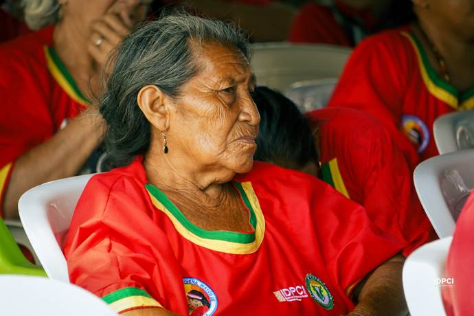 Mayora wayuu durante una jornada comunitaria